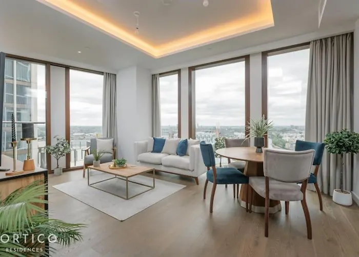 Stunning 2-Bed Apartment With Pool In Nine Elms