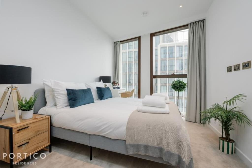 Stunning 2-bed With Pool In Nine Elms Appartement Londres