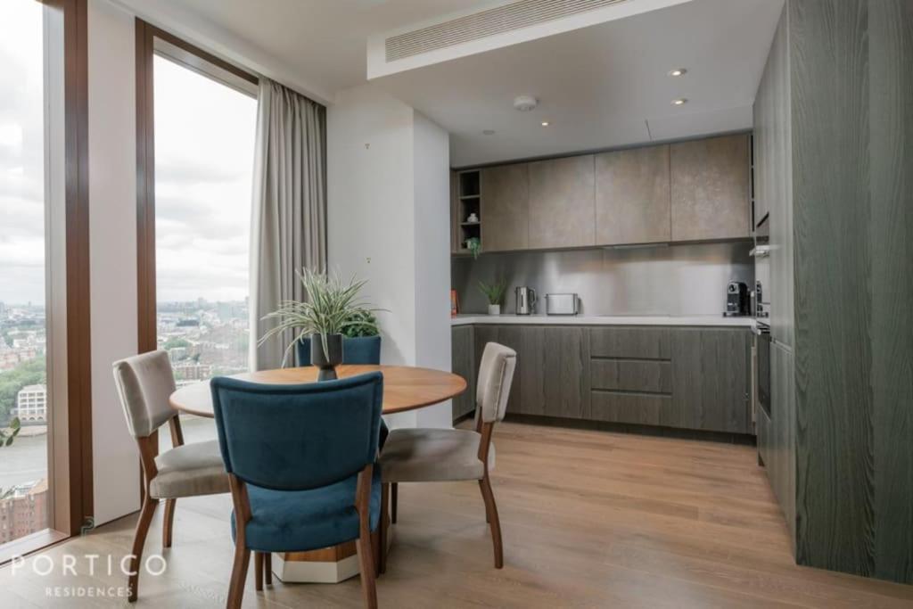 Stunning 2-bed With Pool In Nine Elms Londres